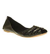 Office Passion fruit Black leather