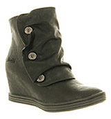 Blowfish Tabbit on wedge sneaker s Black