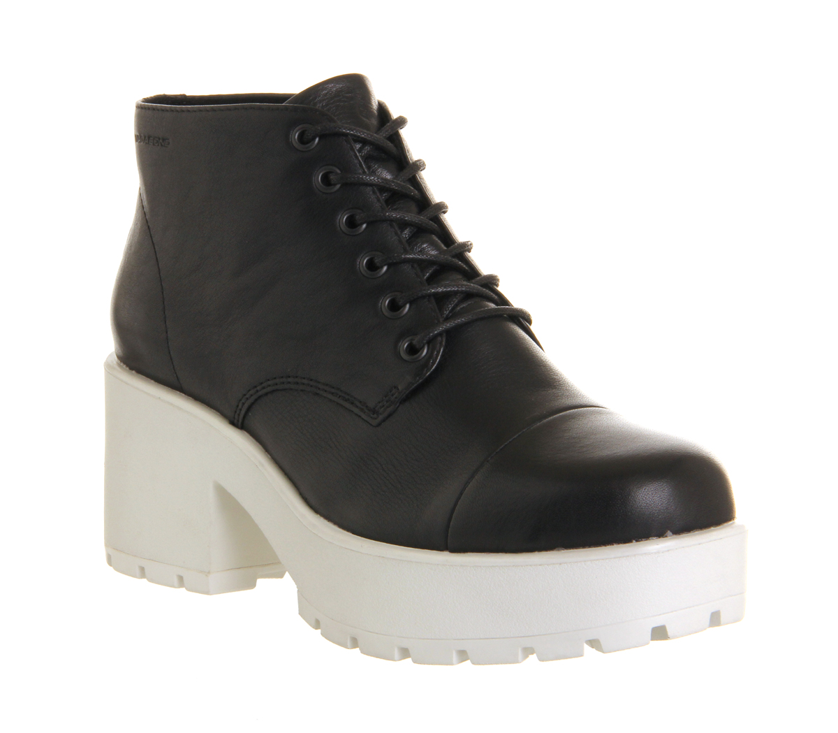 Vagabond Dioon Lace Up Boot Black Leather White Sole - Ankle Boots