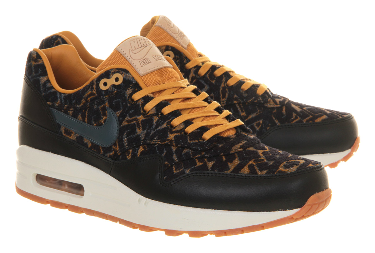 NikeAir Max 1Black Gold