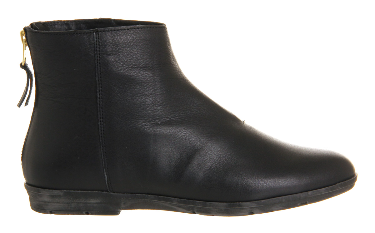 OFFICEMarleyBlack Leather