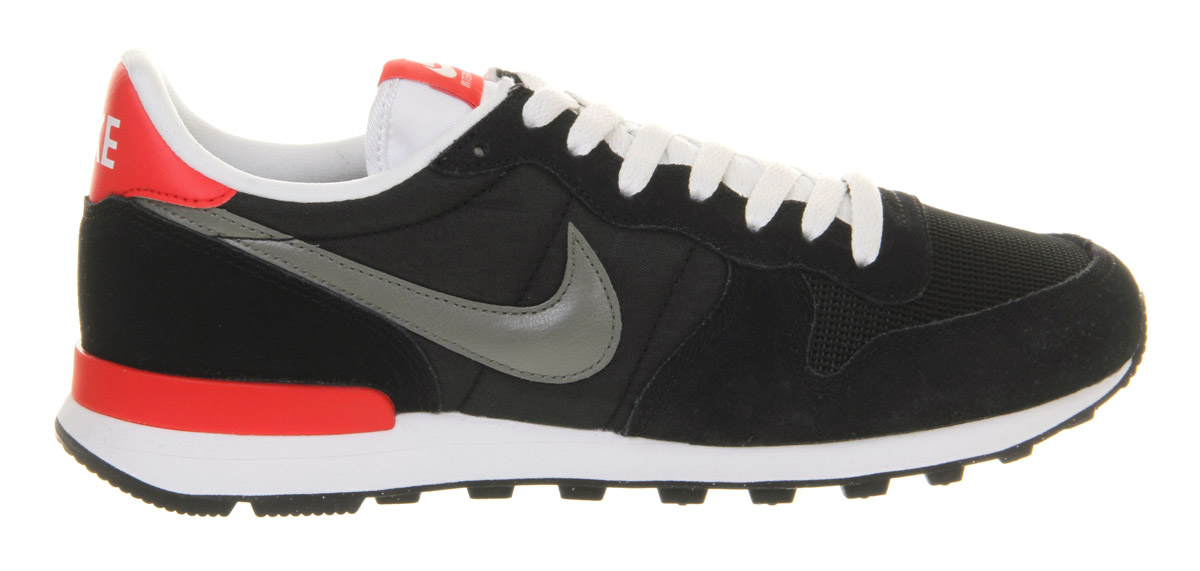 NikeInternationalistBlack Medium Grey