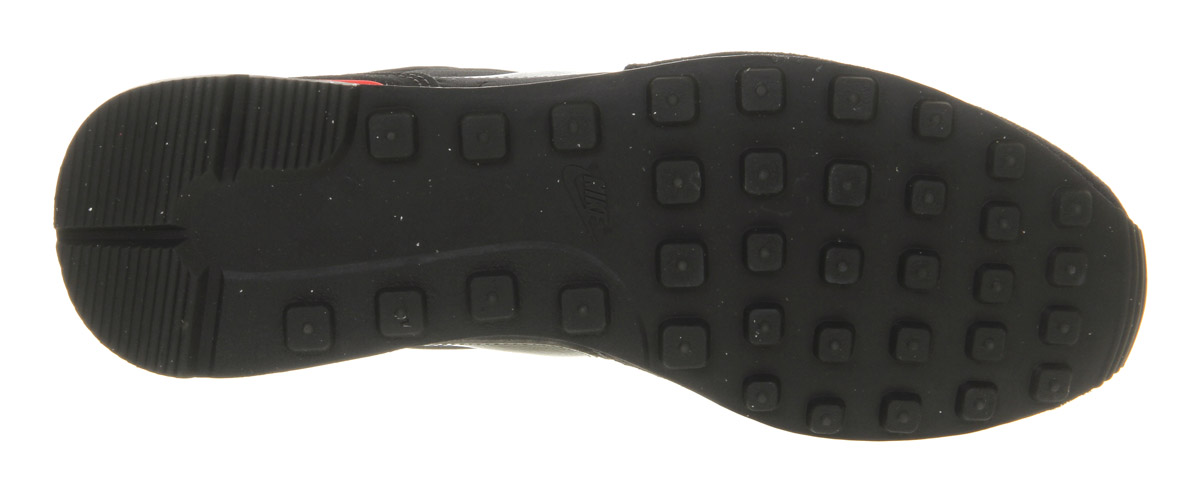 NikeInternationalistBlack Medium Grey
