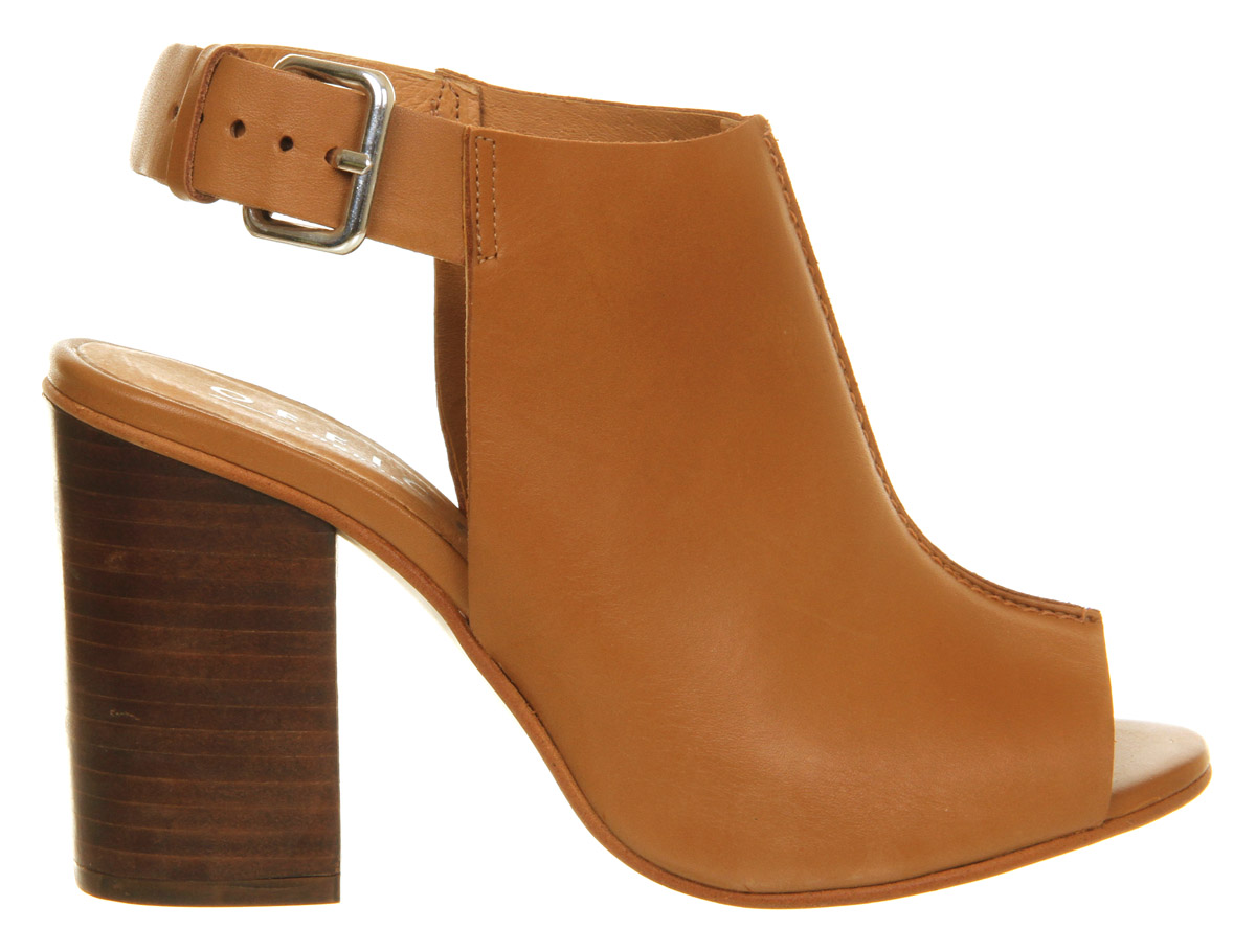 OFFICEGarnet Cuff Block HeelTan Leather