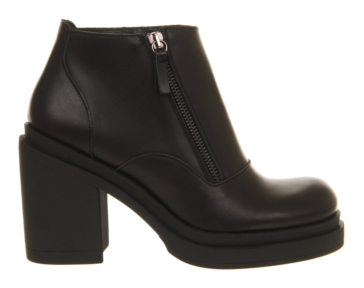 OFFICECarter Chunky Heel Side ZipBlack Leather