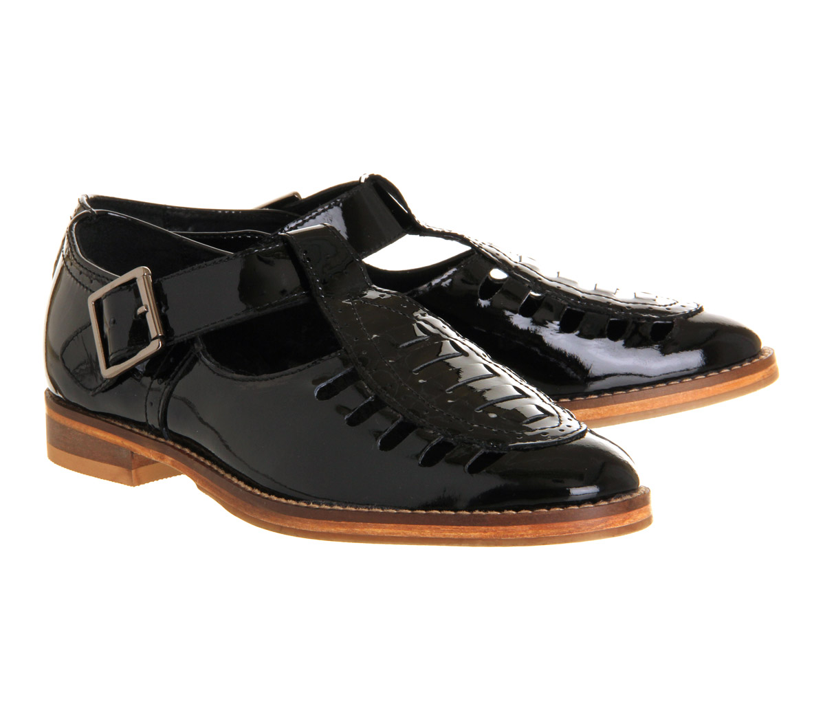 OFFICEVera Cut Out FlatBlack Patent Leather