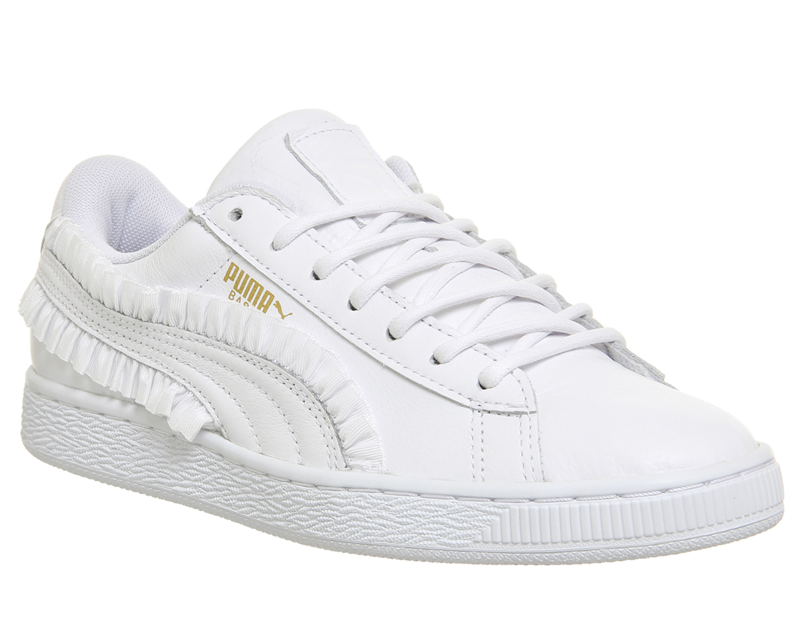 puma basket classic trainers in white leather