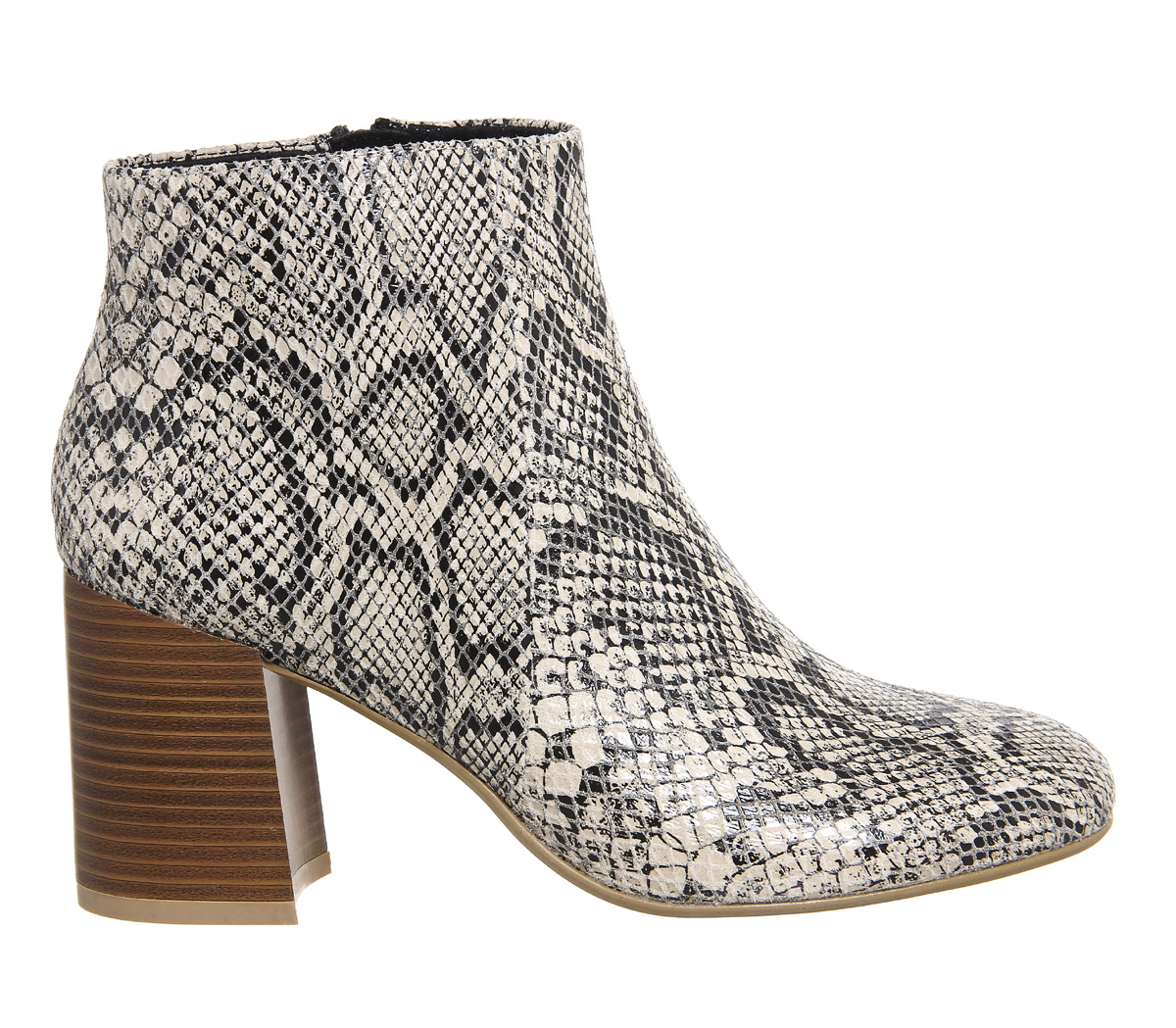Vagabond ShoemakersKaley Ankle BootsSnake Leather