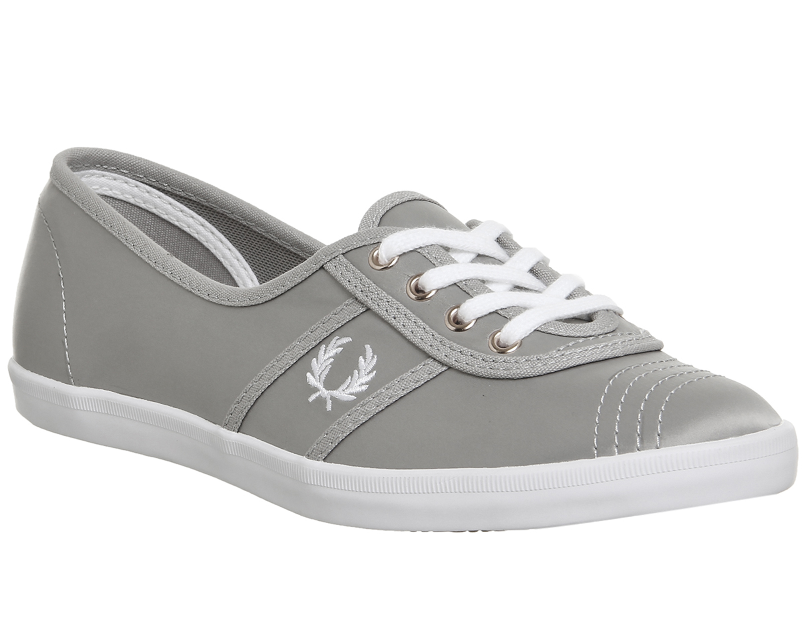 Fred Perry Aubrey Trainers Silver Satin 